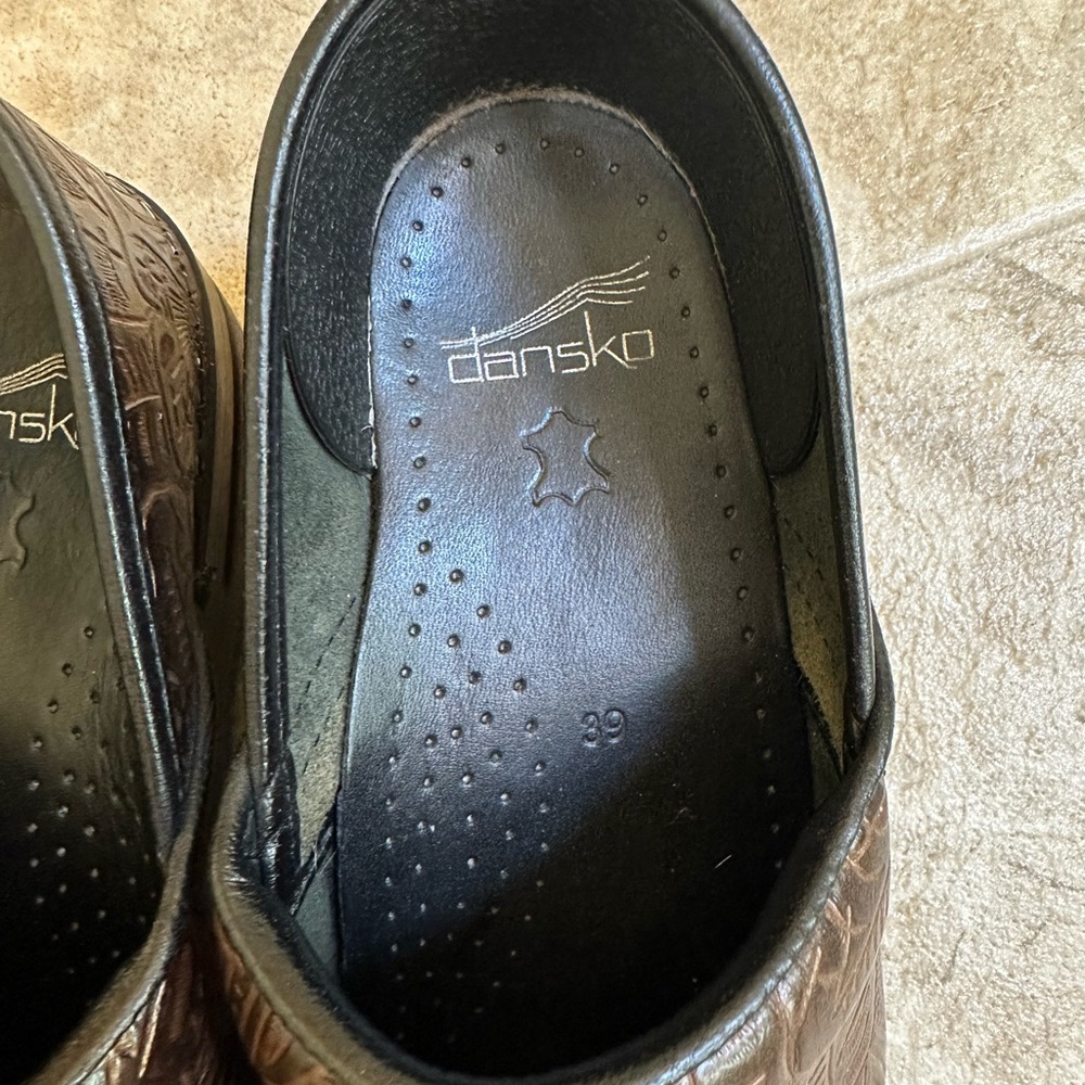 Dansko size 39 brown paisley - Picture 2 of 5